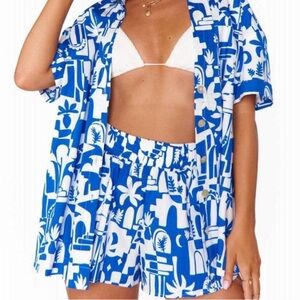 Show Me Your Mumu Russell Shorts in the Santorini Escape print